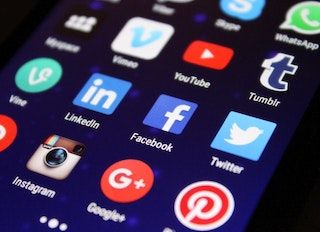 Awas, 5 Jenis Konten di Media Sosial Ini Bisa Merusak Branding Diri Anda!