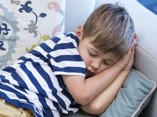 9 Manfaat Tidur Siang untuk Tumbuh Kembang Anak