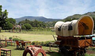 De Ranch Lembang, Destinasi Wisata Keluarga yang Bikin Betah! Simak 5 Keunggulannya