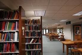 Perpustakaan Umum di 3 Kota Besar Ini Punya Pojok Khusus Anak yang Bikin Betah Berlama-lama!