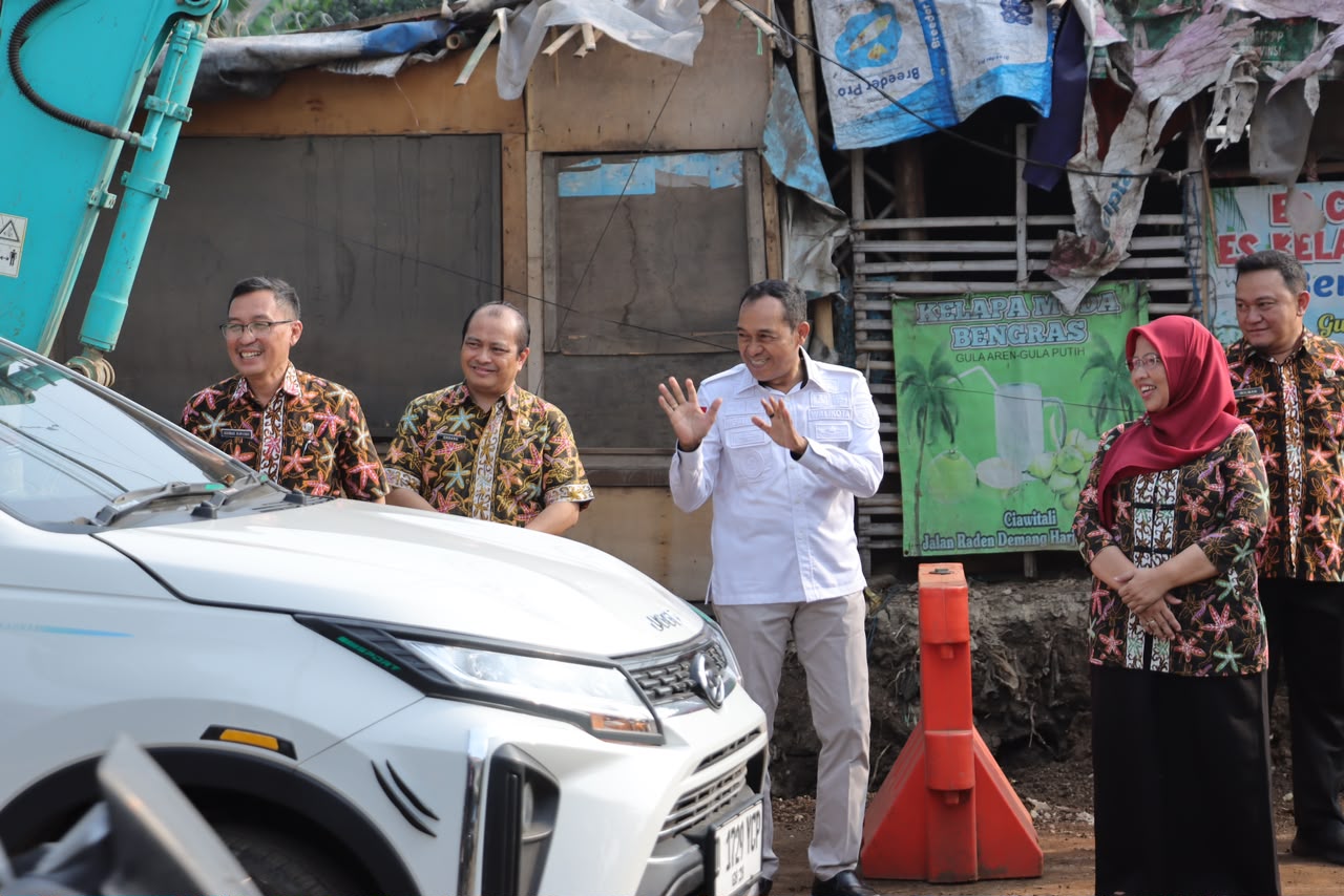 Akses Jembatan Pemkot Cimahi Sudah Dapat Dilalui Kendaraan Roda Empat