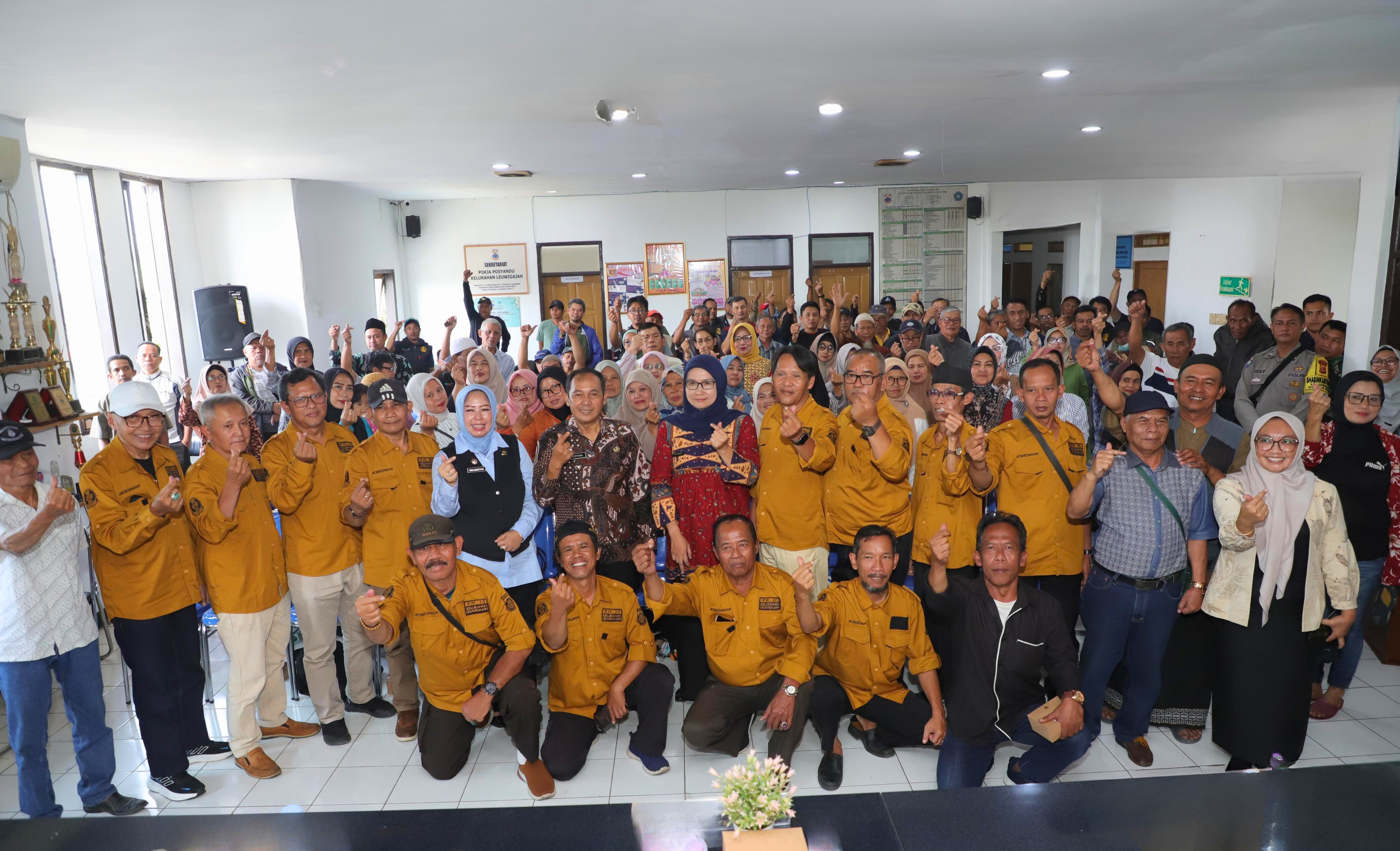 Perkuat Ekonomi Warga, Cimahi Bina RT dan RW Dukung Koperasi Kelurahan