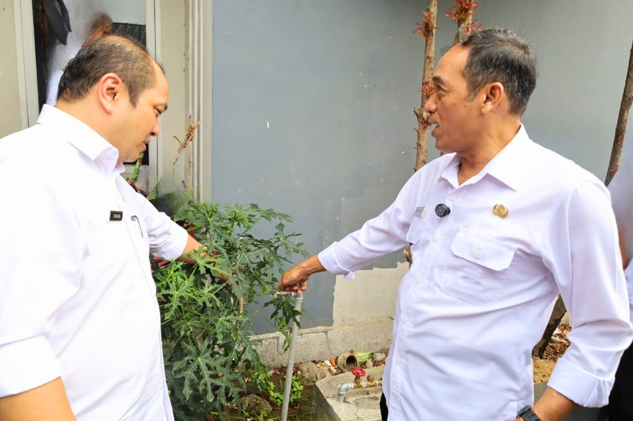 Resmikan Sambungan Rumah di Cigugur Tengah, Wali Kota Cimahi : Akses Air Bersih Jadi Prioritas