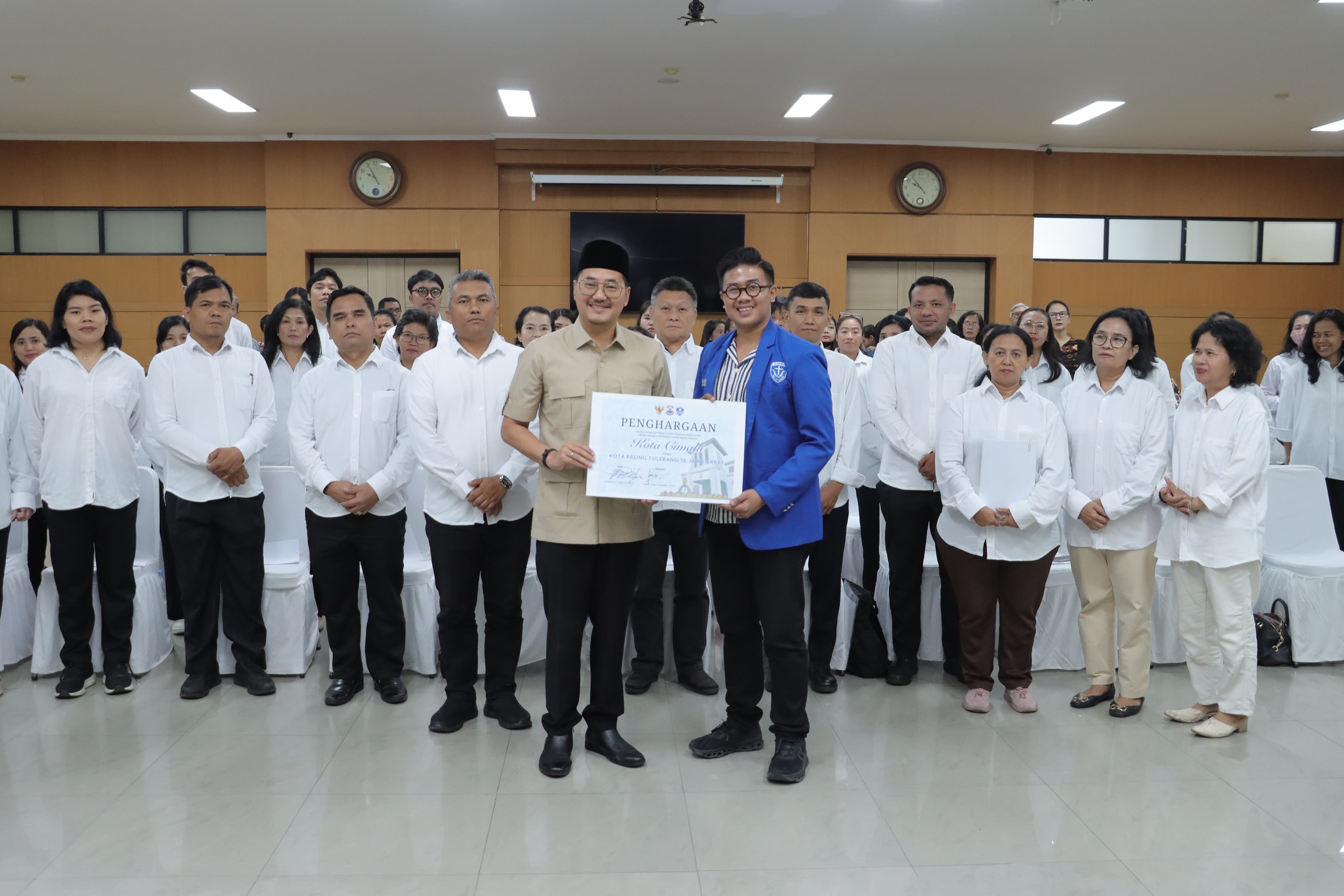 Pemkot Cimahi Kukuhkan dan Beri Honor 54 Guru Pendidikan Agama Kristen, Bukti Nyata Komitmen Terhadap Pendidikan Agama