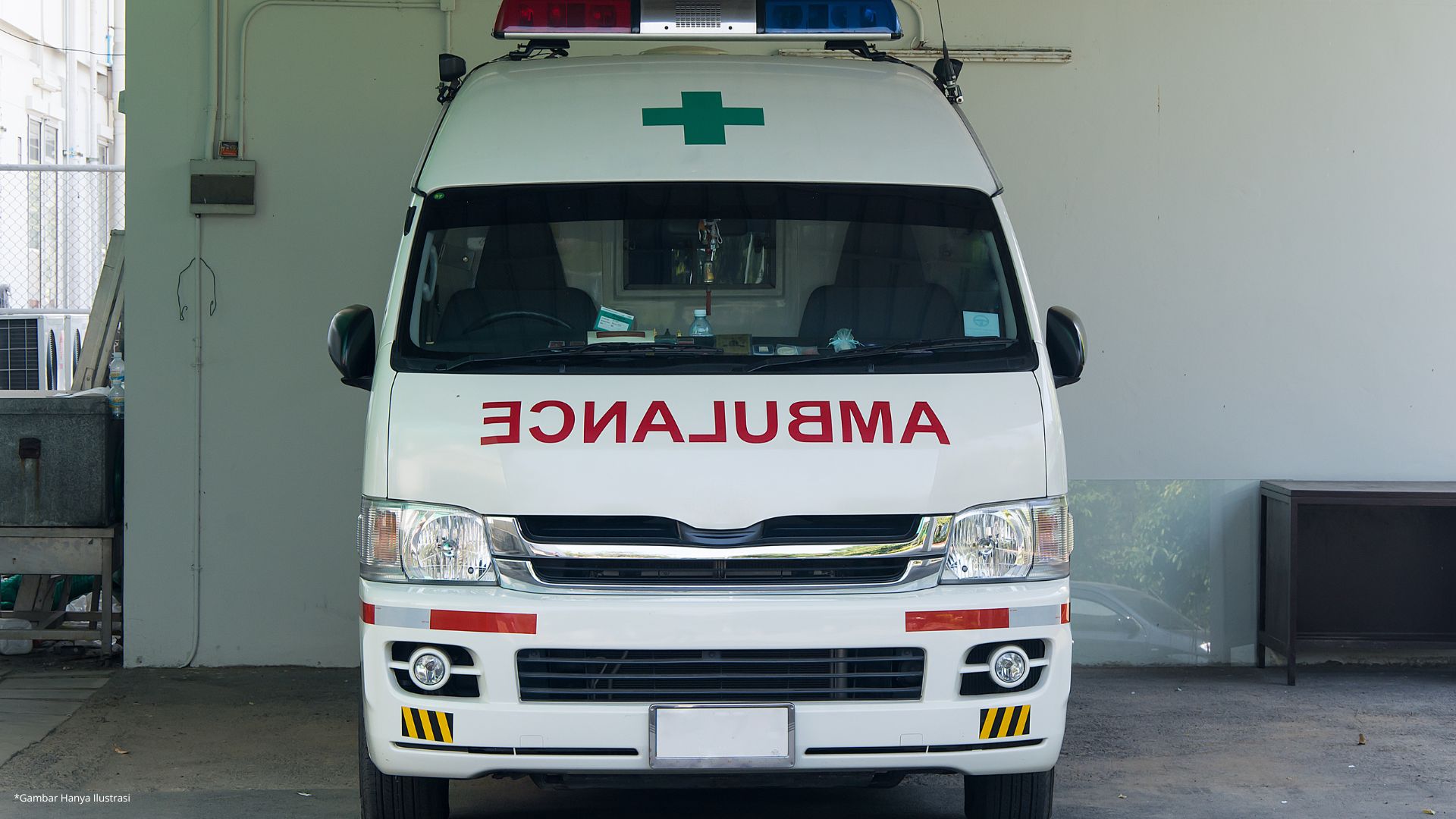 PMI Kota Cimahi dapat Bantuan Ambulans dari Raffi Ahmad dan Nagita Slavina
