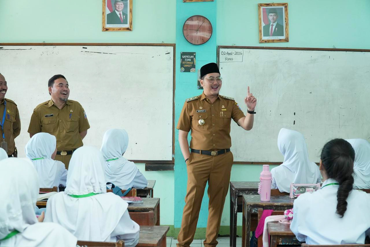 Wakil Wali Kota Cimahi Pantau Langsung Pelaksanaan TKA Pertama Kali di Kota Cimahi