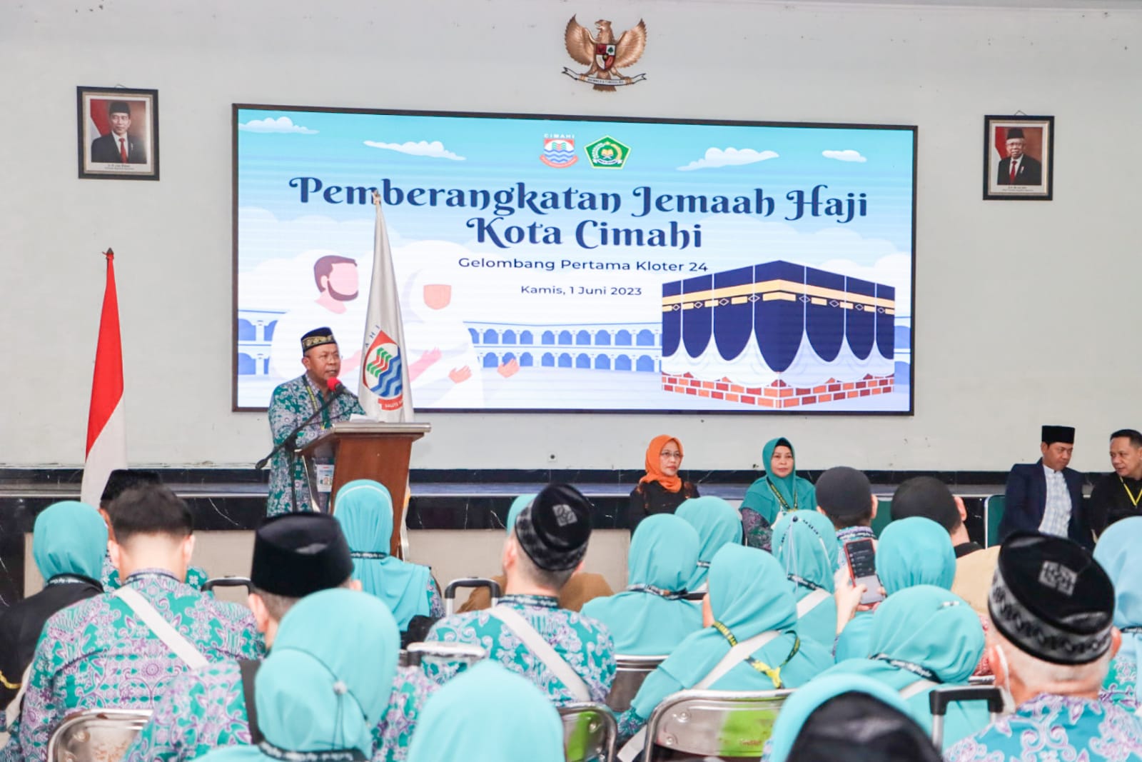 Pj. Walikota Cimahi  Menjalankan Ibadah Haji Ke Tanah Suci Bersama Calon Jemaah Haji Kota Cimahi Tahun 2023