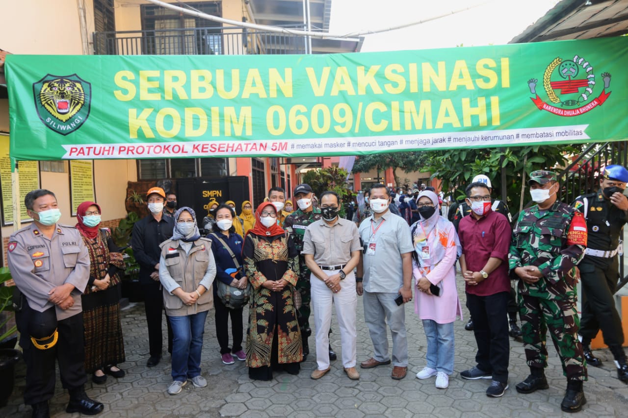 Serbuan Vaksinasi Covid-19 Kota Cimahi Mendorong Cakupan Mencapai Target 70%