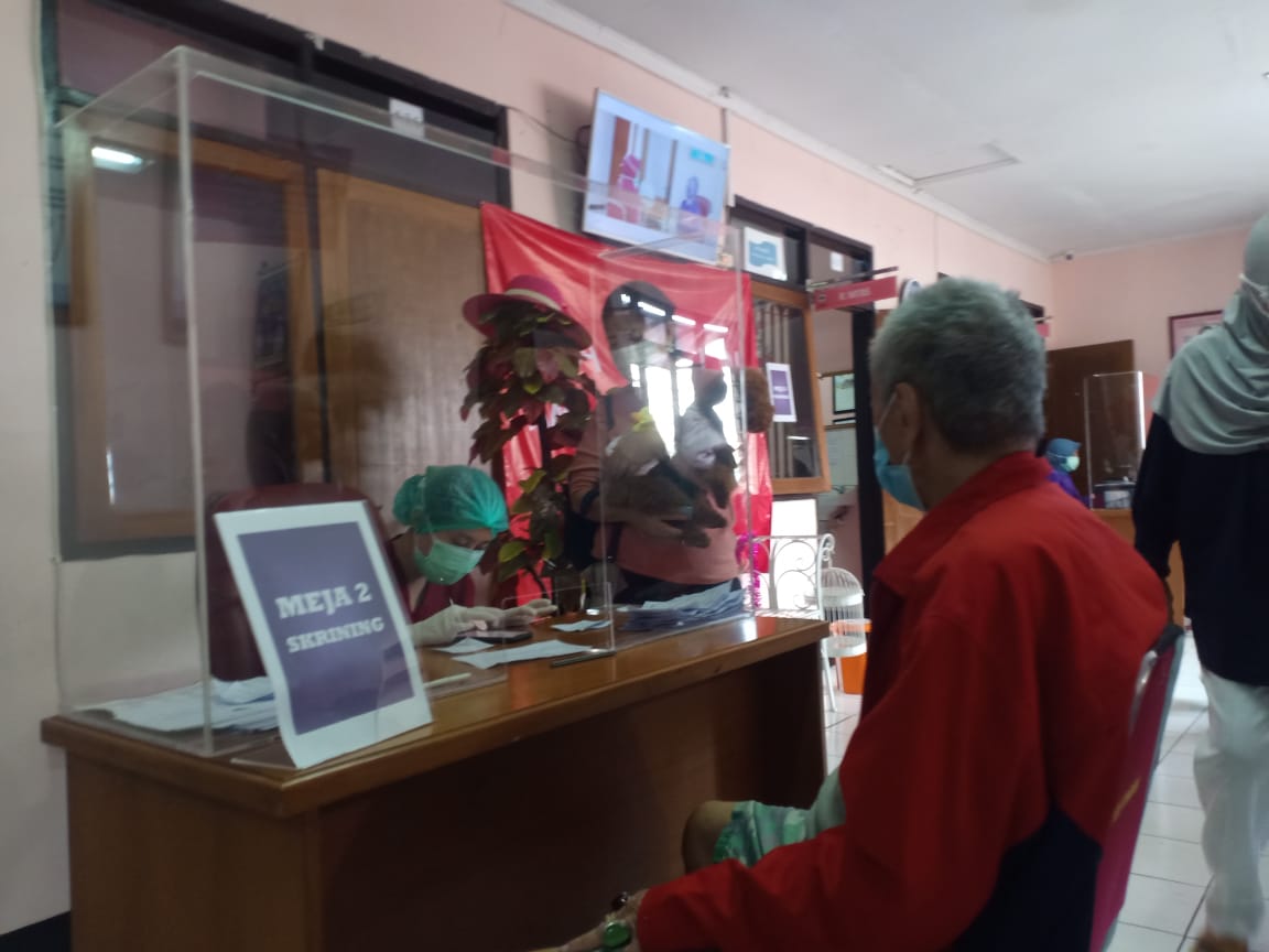 Vaksinasi Covid-19 Untuk Lansia Mulai Berlangsung di Kota Cimahi