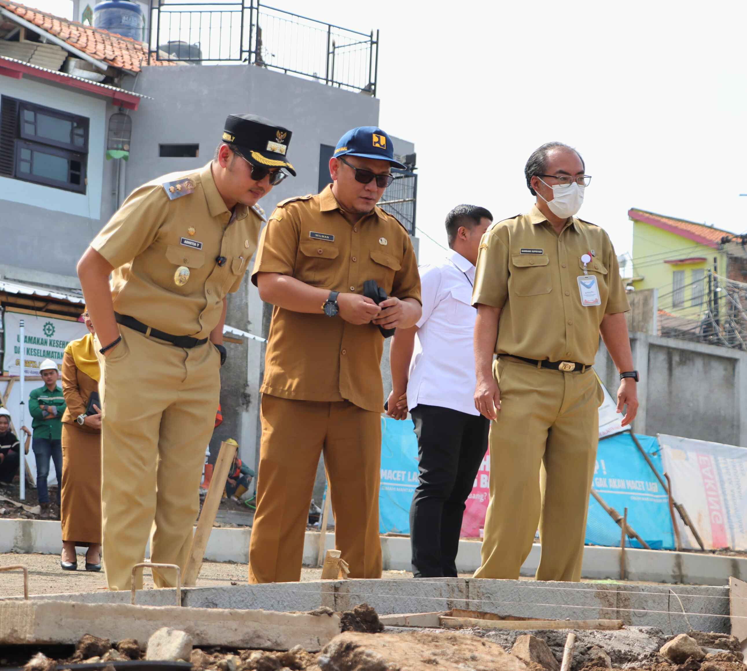 Wakil Wali Kota Cimahi Pantau Pembangunan Bunderan Pemkot Cimahi