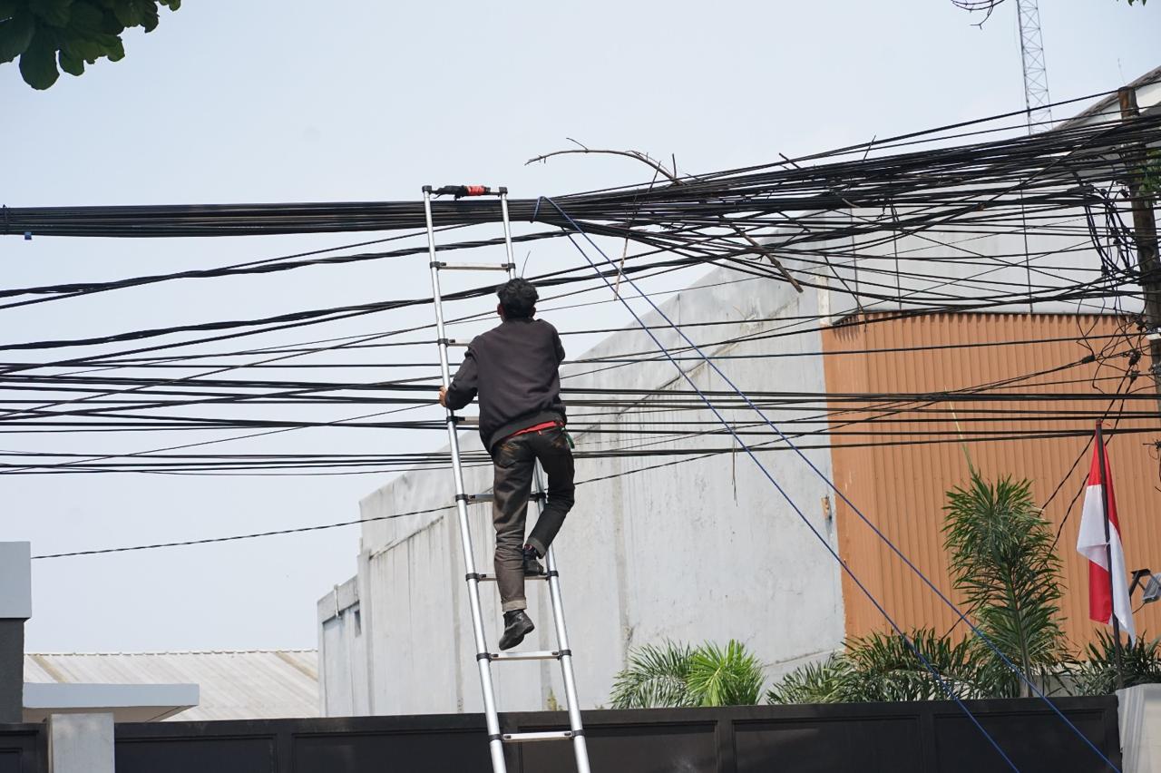 19 KM Kabel Udara di Kota Cimahi Sudah Ditata