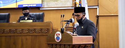 Rapat Paripurna DPRD Kota Cimahi Mengenai Paripurna tentang Penyampaian Catatan Strategis LKPJ Walikota Cimahi TA 2019 Kepada Walikota Cimahi