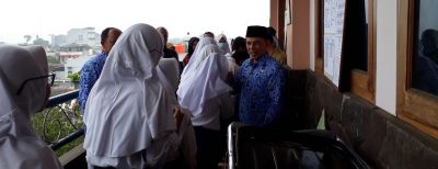 Pantau UNBK SMP, Wali Kota Cimahi Jamin Pelaksanaan Lancar