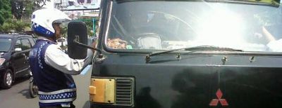 Dishub Cimahi Razia Kelengkapan Surat Kendaraan