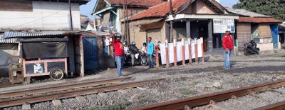 Perlintasan Sebidang Rel Kereta Api Cisangkan-Padasuka Bakal Ditutup