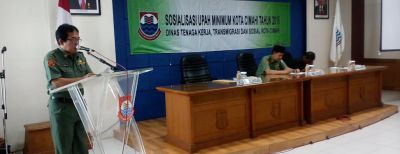 Disnakertransos Gelar Sosialisasi UMK 2016