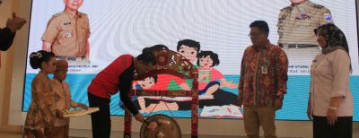 Budayakan Orangtua Membacakan Buku Untuk Anak