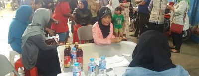 Masyarakat Terima Bantuan Pangan Non Tunai