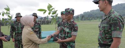 Cimahi Beri Bantuan 500 Bibit Pohon