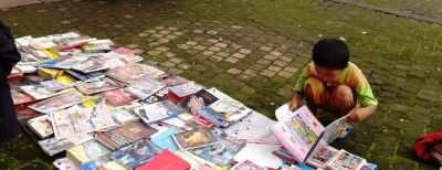 Serunya Baca Buku Ngampar di CFD...