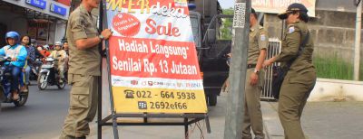 Satpol PP Kota Cimahi Terus Batasi Pergerakan PKL