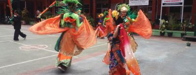 SDN Cimahi Mandiri 5 Tampil di Chingay Parade Singapore Festival