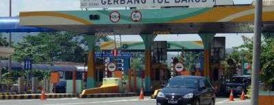 Pengguna Tol Wajib Miliki Kartu Non Tunai