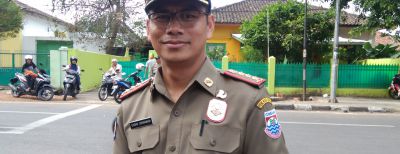 Satpol PP Turunkan Propaganda Politik Secara Bertahap