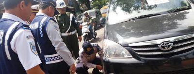 Tertibkan Parkir, Dishub Kota Cimahi Ujicoba Sanksi Penggembokan Kendaraan
