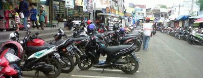 Juru Parkir Liar Dirazia Dinas Perhubungan
