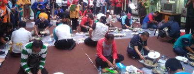Wali Kota Cimahi jadi Tukang Lotek Sehari
