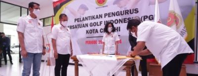 Wali Kota Menghadiri Pelantikan Kepengurusan Cabang Persatuan  Golf Indonesia Kota Cimahi Periode 2020-2024
