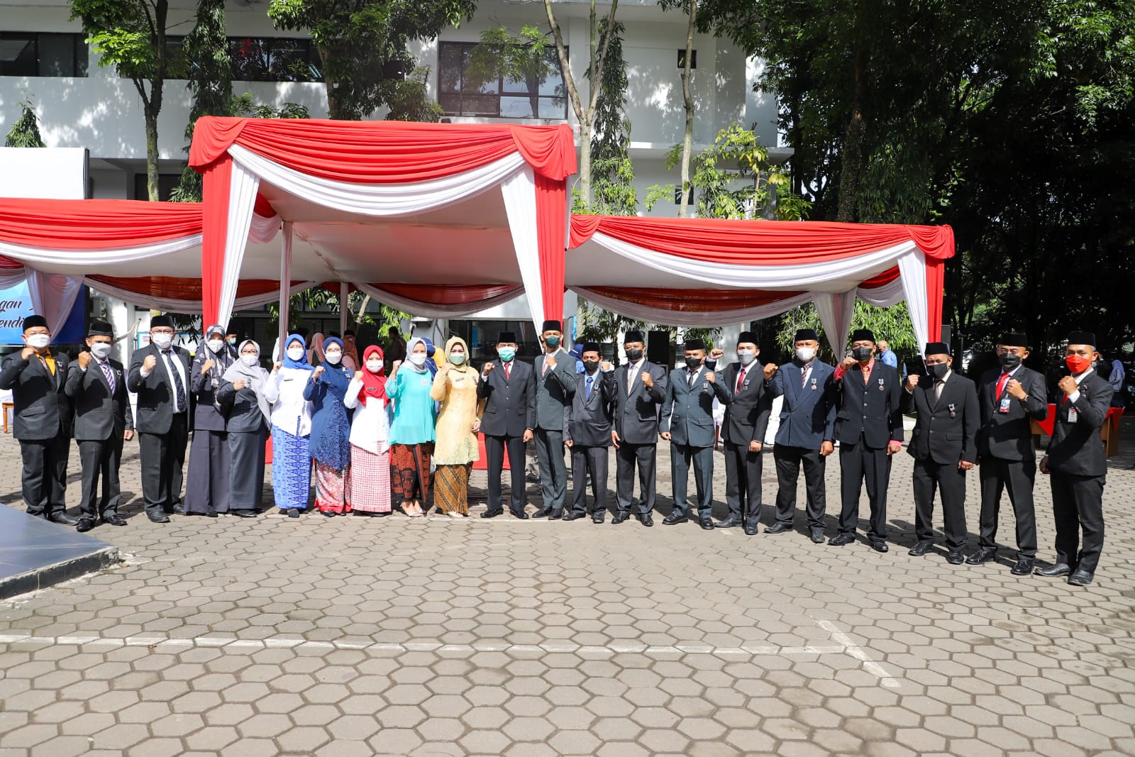 Ratusan Asn Pemkot Cimahi Raih Satyalancana Karya Satya Selamat